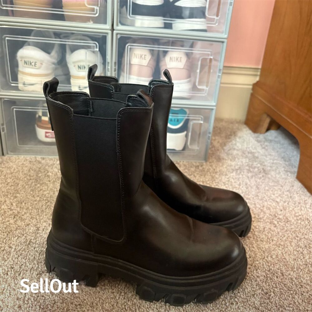 DREAM PAIRS Women's Black Chunky Platform Chelsea Boots Size 7.5